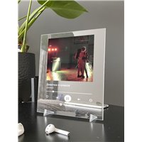Портреты картины репродукции на заказ - Джизус - Девочка в классе - постер Spotify
