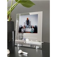 Портреты картины репродукции на заказ - MILKOVSKIY - Нужен кто-то - постер Spotify